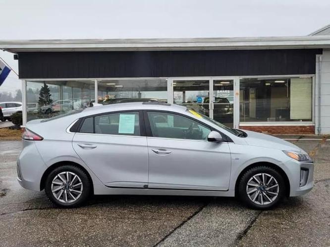 2020 hyundai ioniq electric limited hatchback 4d in belmont, new hampshire