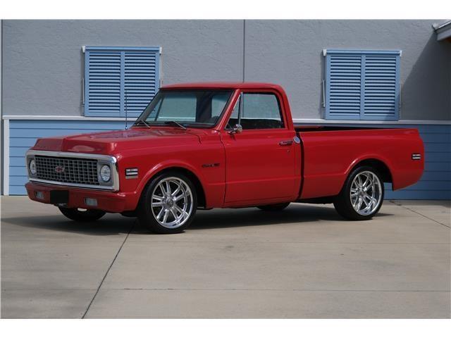 1971 chevrolet c 10 custom pickup eye catching square body