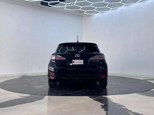 2013 lexus ct 200h