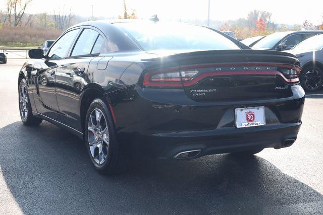 2016 dodge charger sxt