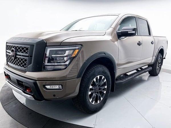 2023 nissan titan in hales corners, wisconsin