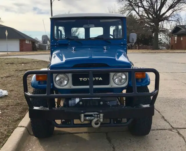 usa spec survivor - factory power steering - old man emu - winch