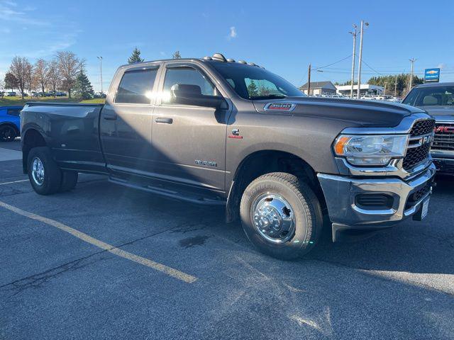 2021 ram 3500 tradesman crew cab 4x4 8' box