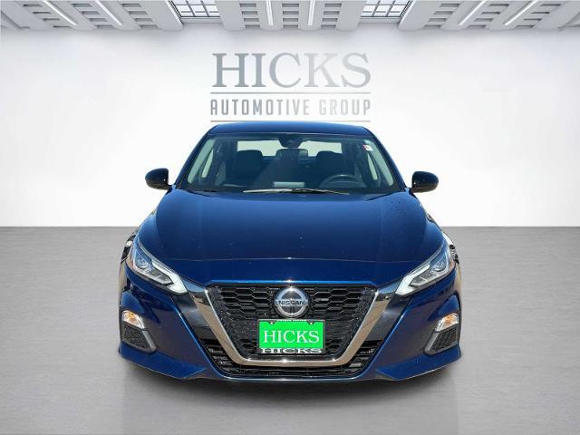 2022 nissan altima 2.5 sr