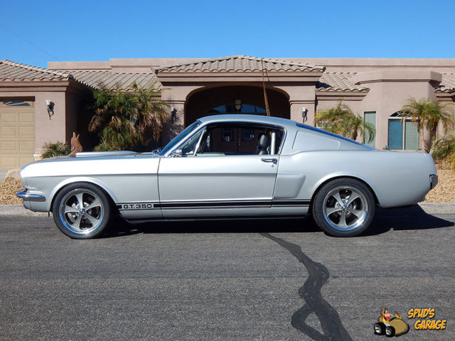 1965 ford mustang fastback resto-mod 289 4bbl v8 tremec 5 spd 9" ifs ac cobra