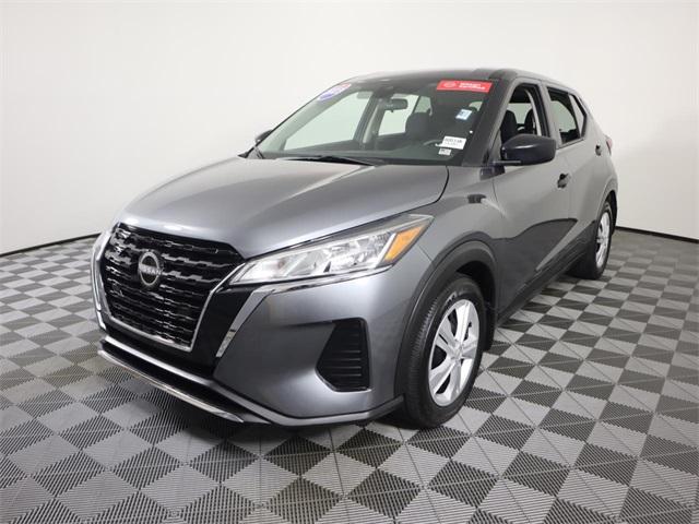 2023 nissan kicks s