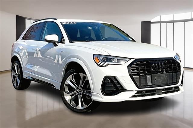 2022 audi q3 premium plus
