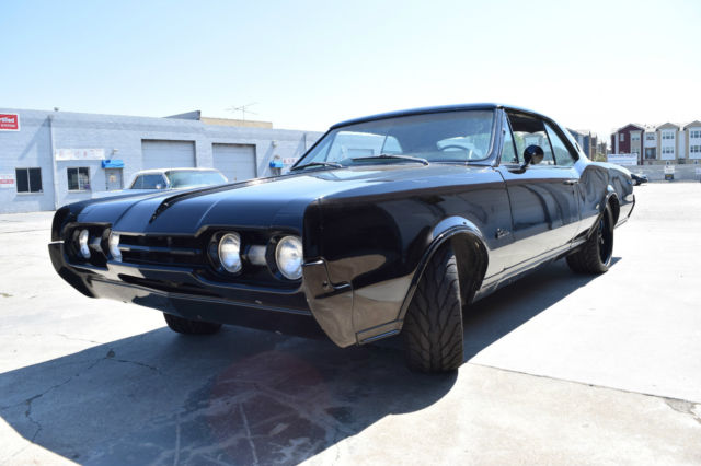 1967 oldsmobile cutlass supreme base 5.4l,black,two door,coupe,hardtop,classic
