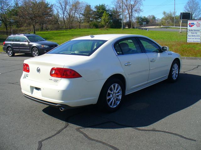 2011 buick lucerne cxl