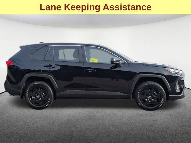 2024 toyota rav4 le