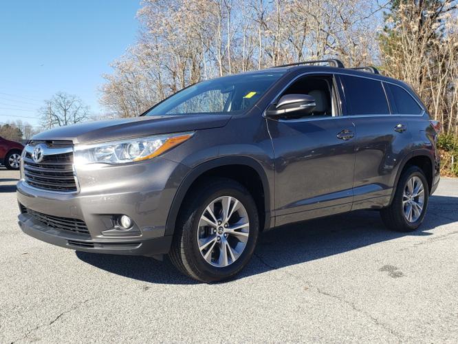 used 2016 toyota highlander fwd le v6 cumming, ga 30040 for sale in cumming, georgia