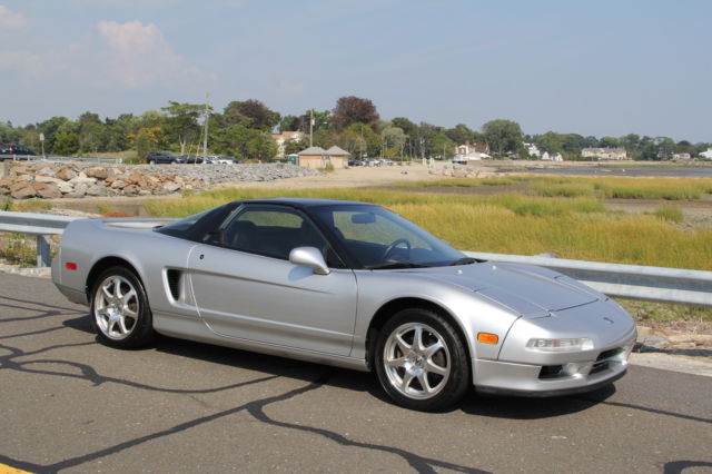 1991 acura nsx "only 6500 miles, showroom condition, the best on the market!!"
