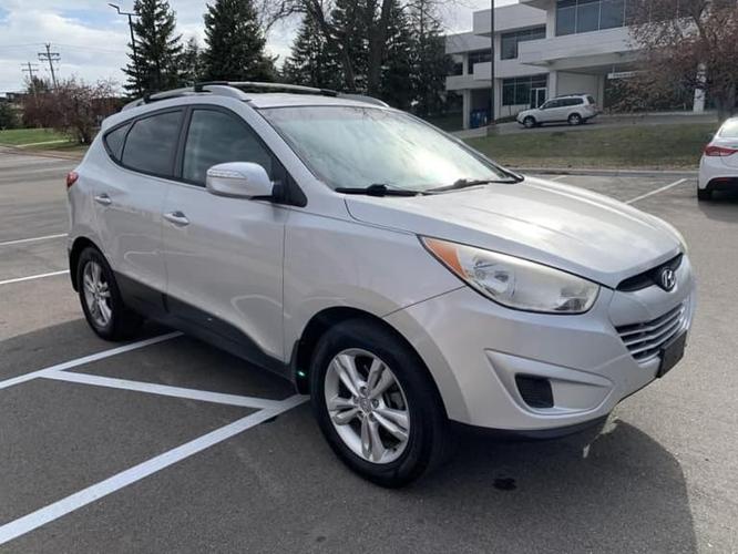 2012 hyundai tucson gls sport utility 4d in delano, minnesota