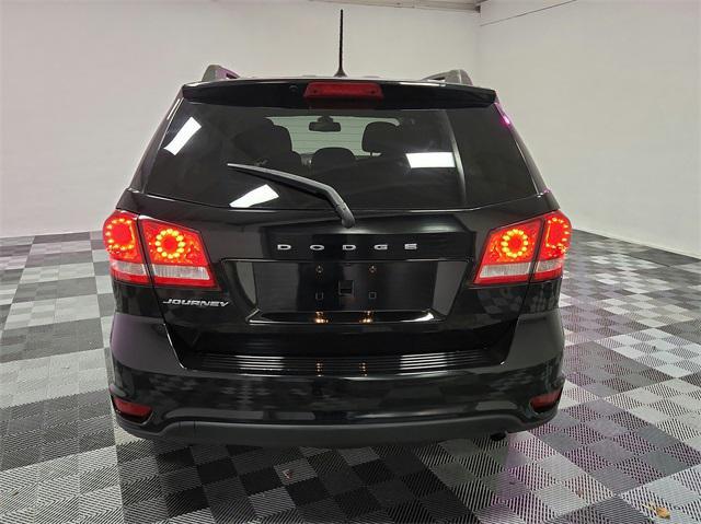 2019 dodge journey se
