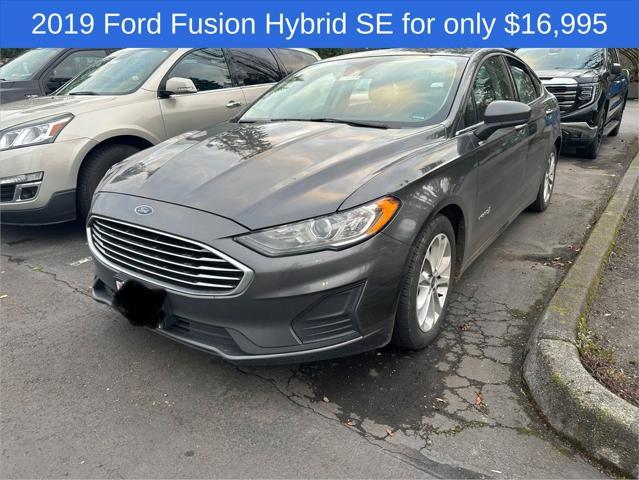 2019 ford fusion hybrid se