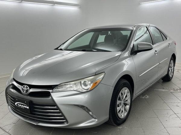 2017 toyota camry in canton, michigan