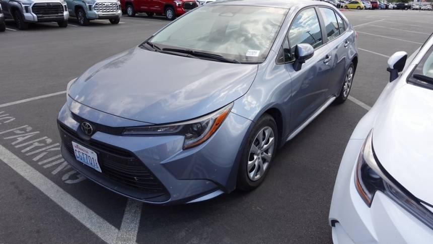 2023 toyota corolla le