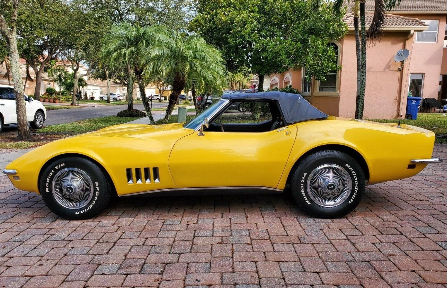 1968 chevrolet corvette stingray convertible both tops