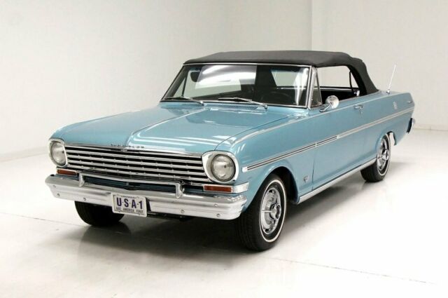 superb paint/chrome near perfect interior 327ci v8/4-speed manual rotisseriel