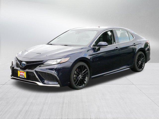 2022 toyota camry xse