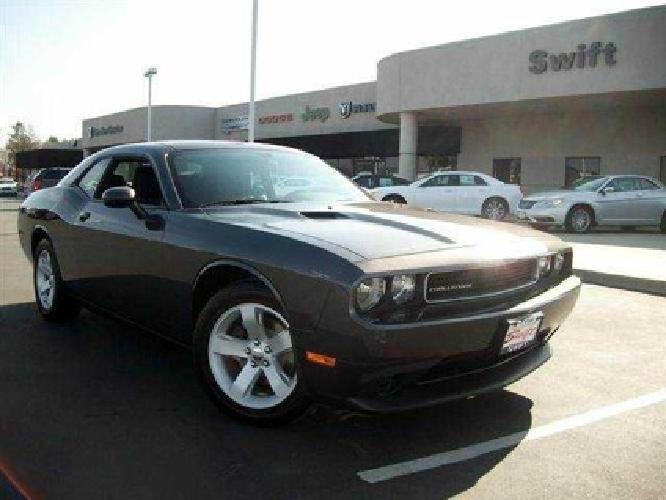 2013 dodge challenger sxt coupe 2d in davis, ca