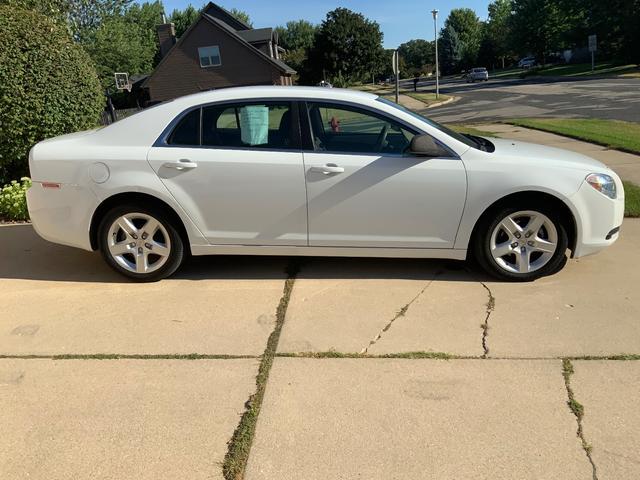 2011 chevrolet malibu in madison, wisconsin
