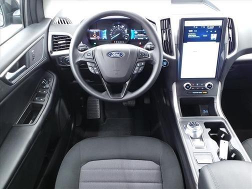 2022 ford edge in saint louis, missouri