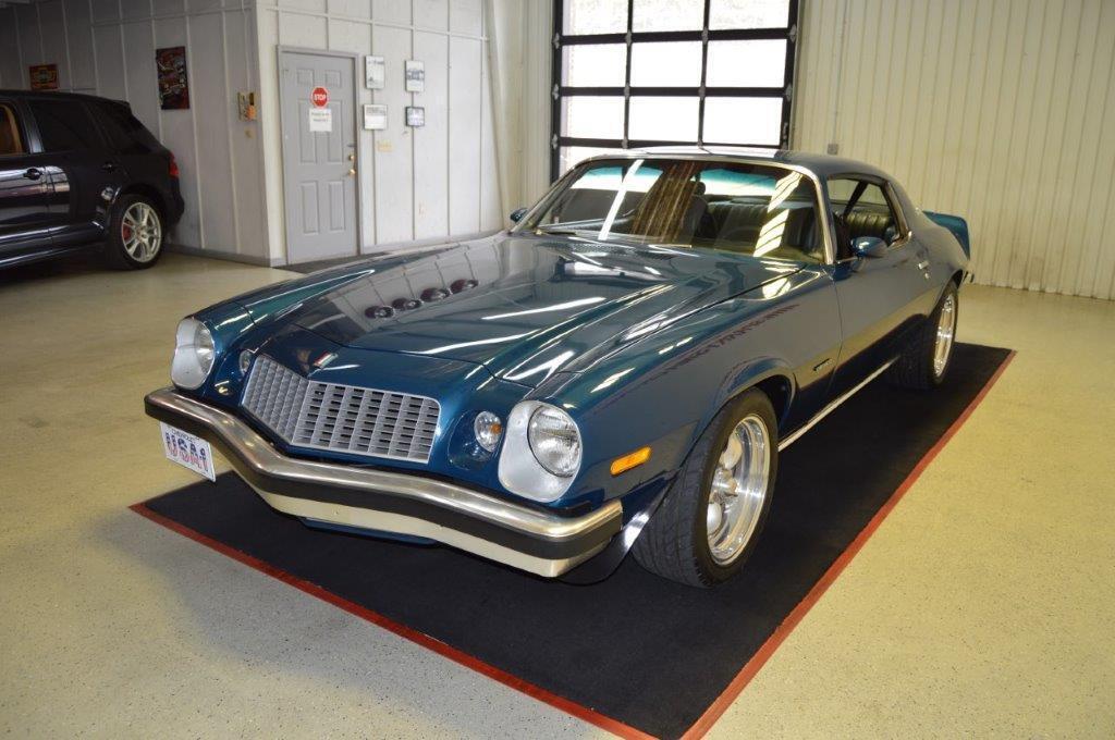 1976 chevrolet camaro 350 v8 rotisserie restored absolutely stunning