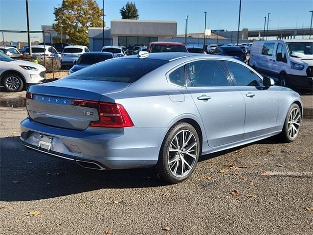 2019 volvo s90 recharge plug-in hybrid t8 momentum