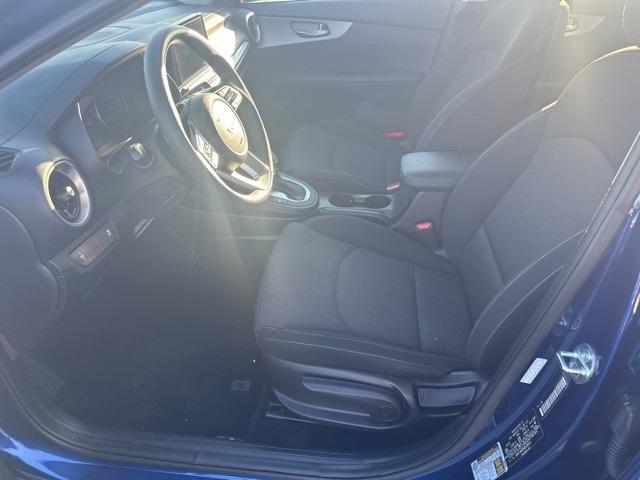 2022 kia forte lxs