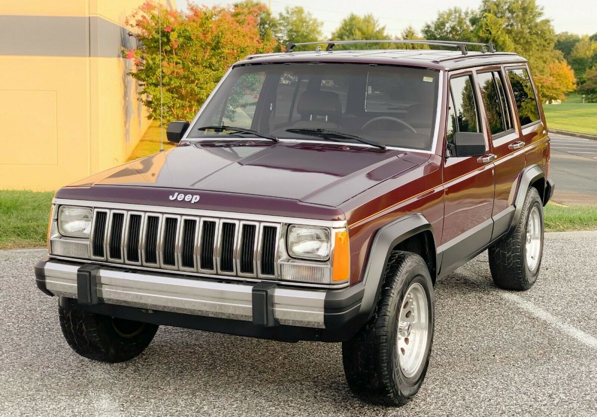 no reserve 5-speed low miles 4x4 jeep cherokee sport limited xj grand wrangler