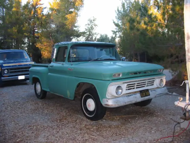 vintage 1962 chevy c10 stepside short box truck