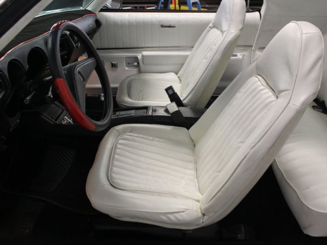 442-w30, rare color combo, 455 v8, th400 3 speed auto, 12 bolt, ready to cruise!