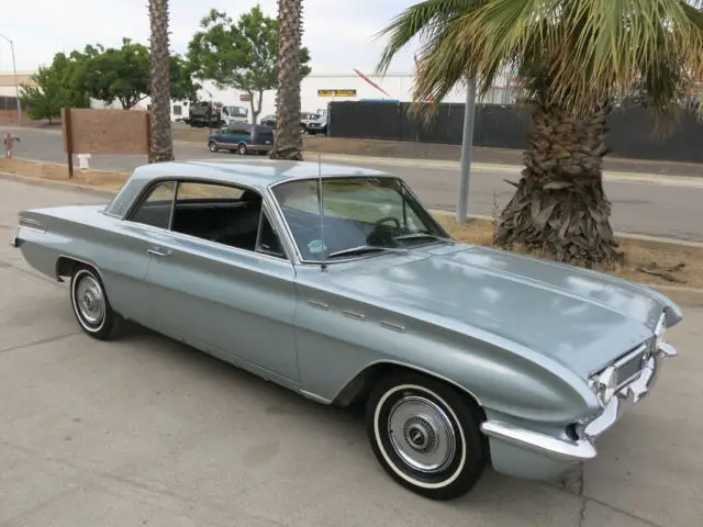 1962 buick skylark coupe damaged wrecked rebuildable salvage project low reserve