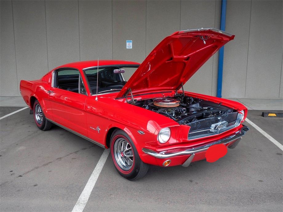1965 ford mustang