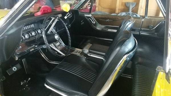 classic 1965 ford thunderbird