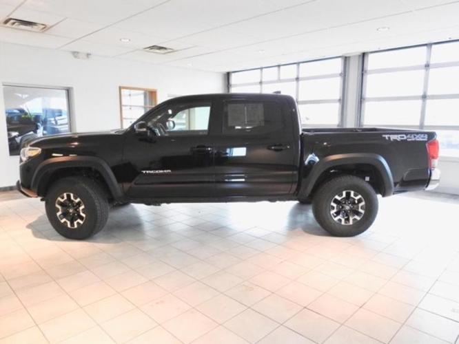 2017 toyota tacoma trd pro 4x4 trd pro 4dr double cab 5.0 ft sb 6a for sale in hutchinson, kansas