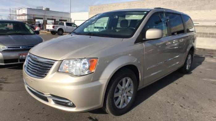 2015 chrysler town and country touring touring 4dr mini-van for sale in boise, idaho