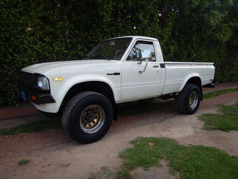1982 toyota pickup deluxe 2dr 4wd standard cab lb manual 5-speed 4wd i4 2.4l
