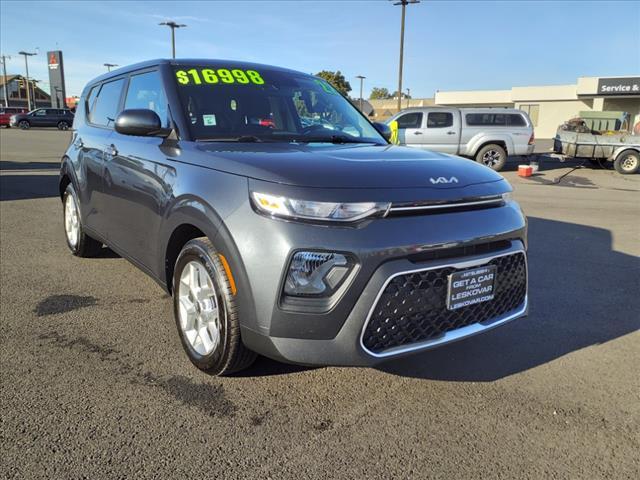 2022 kia soul lx