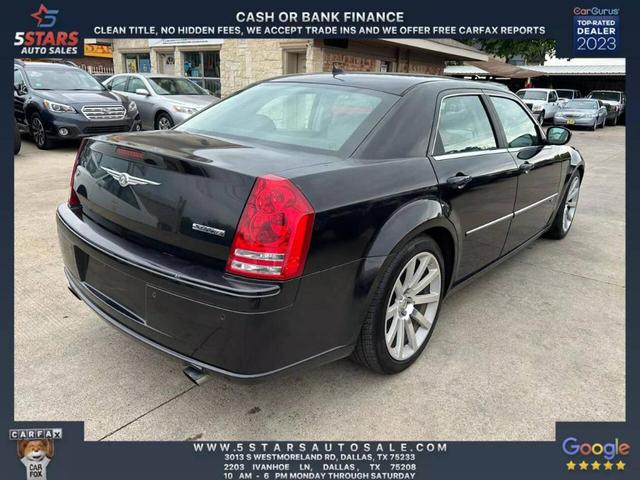 2008 chrysler 300c srt-8