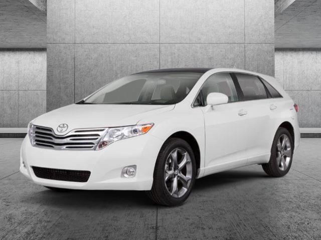 2010 toyota venza base