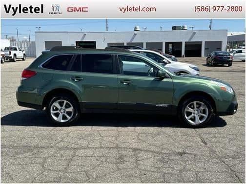 2013 subaru outback 3.6r limited in sterling heights, michigan