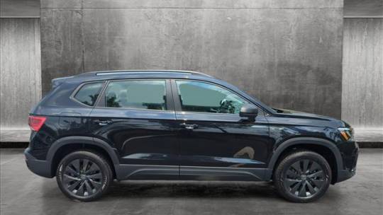 2024 Volkswagen Taos