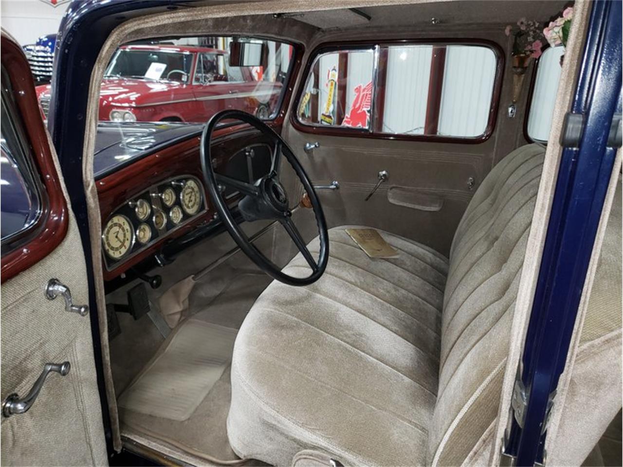 1935 cadillac 355e