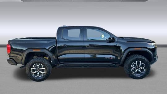 2024 GMC Canyon