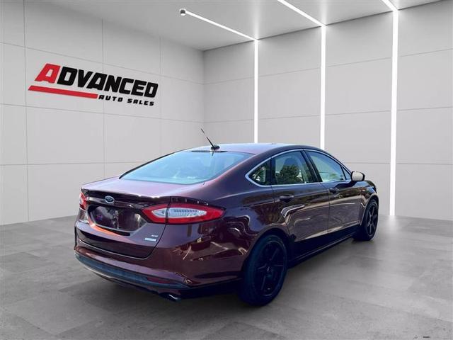 2015 ford fusion se
