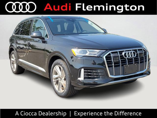 2023 audi q7 premium plus