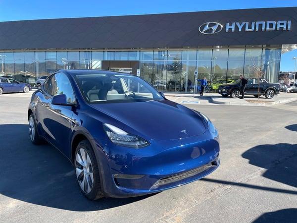2022 tesla model y in northwoods, illinois