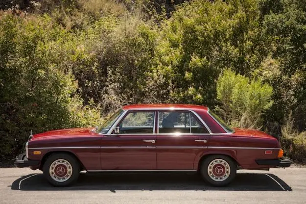 1976 mercedes-benz 240d w115 diesel ***low miles*** ***rare color***
